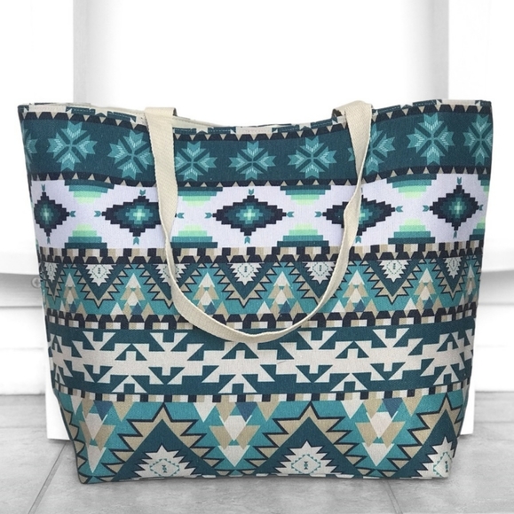 LAST ONE! Aztec Print Tote in a Teal/Blue/Ivory + FREE Matching Wristlet - Picture 2 of 8